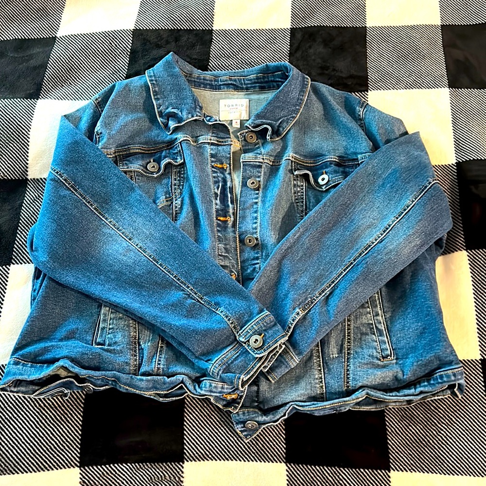 Women’s Denim Jacket sz. 4x Torrid brand